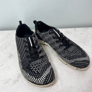 Ecco Intrinsic Karma Black White Knit & Leather Sneakers Size 8